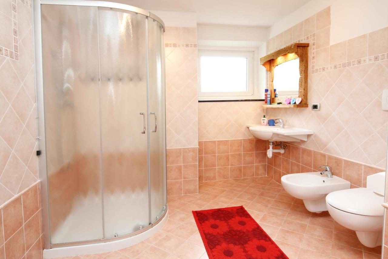 Appartamenti Lezuo Iris Arabba Room photo